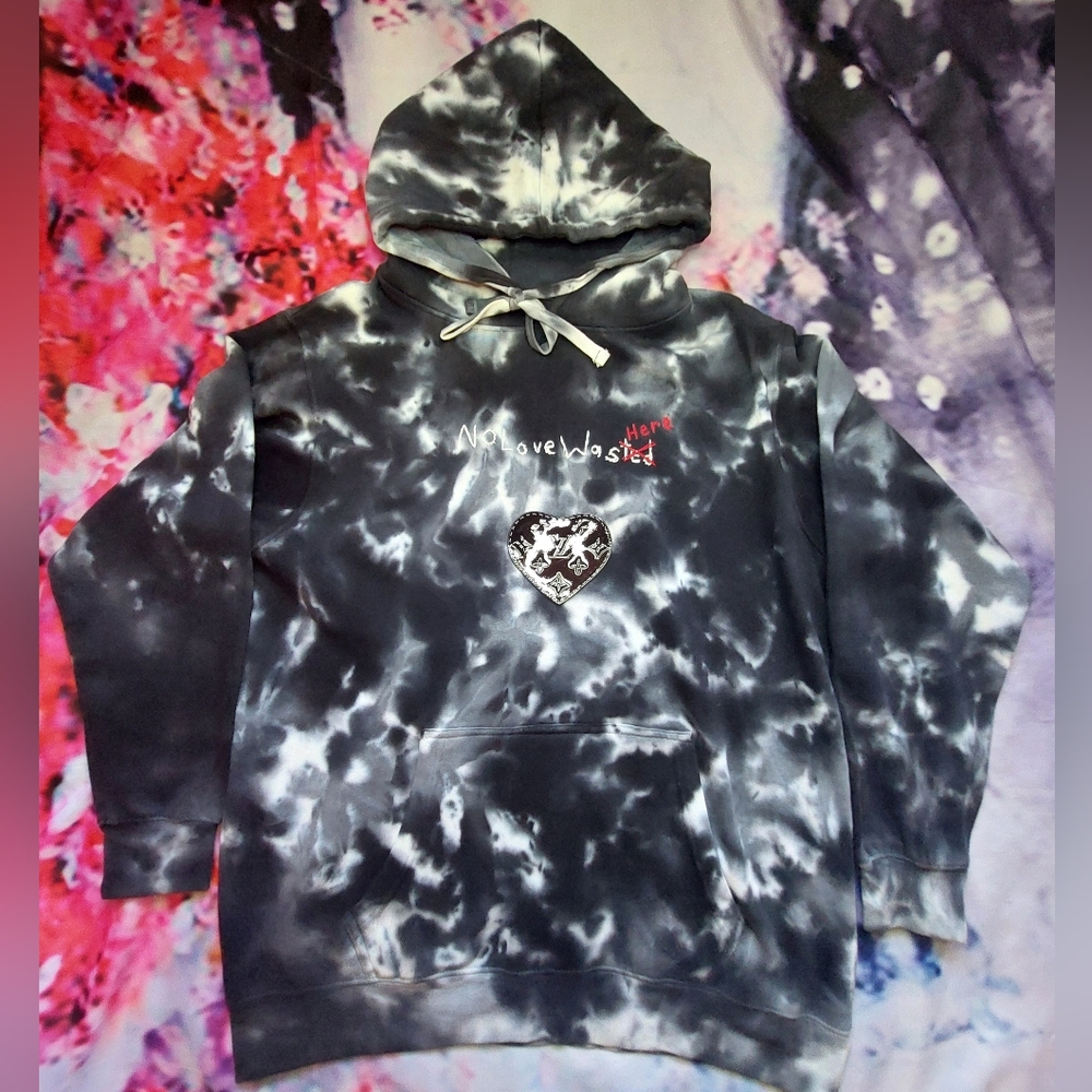 No Love Wasted Custom Rework Hoodie - Picture 2 of 7